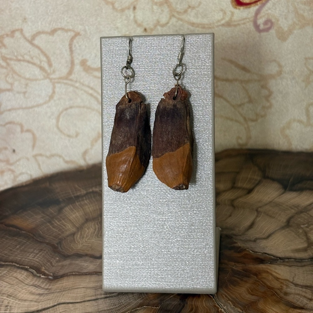 Set/2 Shell Beaded Handmade Earrings - Picture 2 of 7